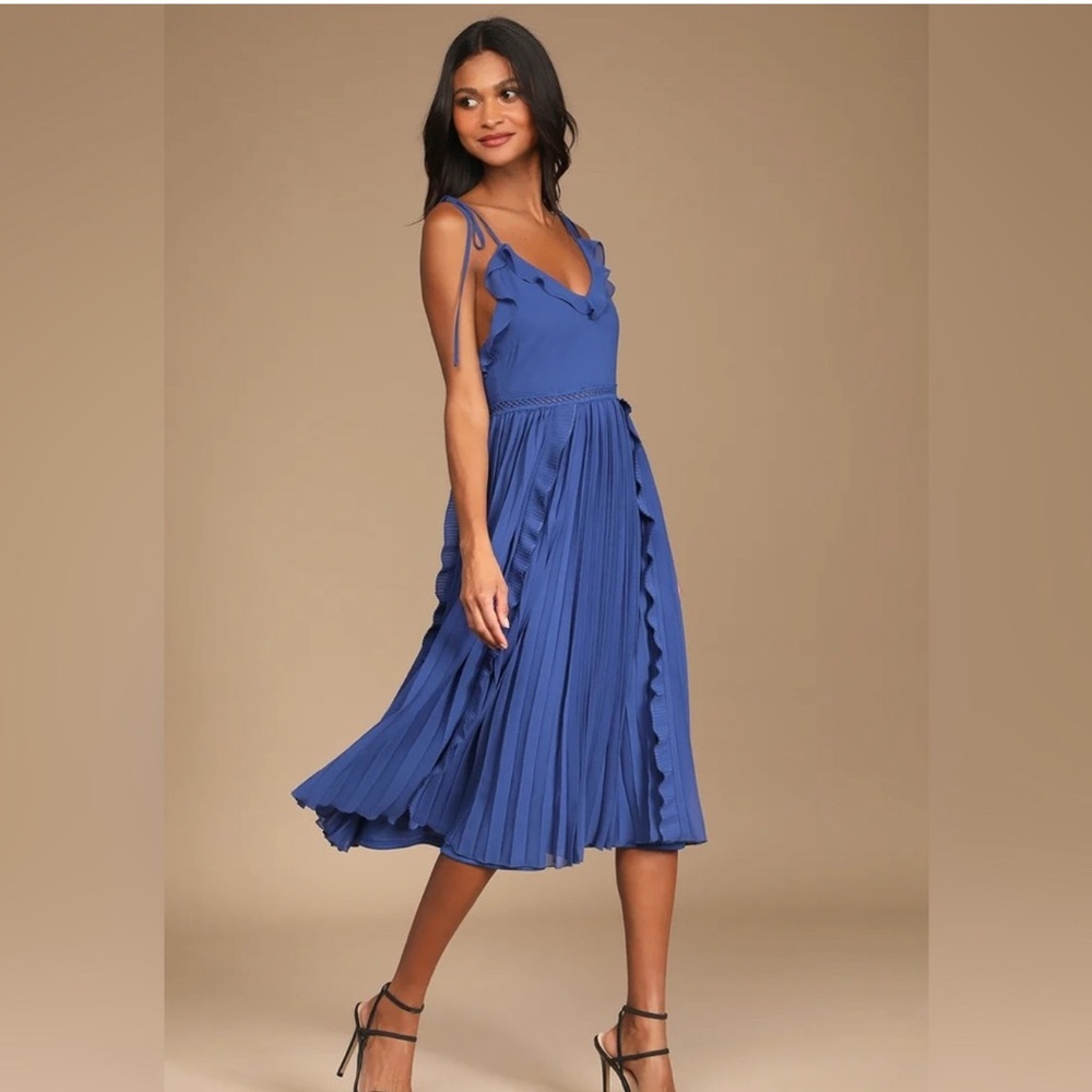 🆕 Lulus Never A Dull Moment Royal Blue Pleated Tie-Strap Midi Dress